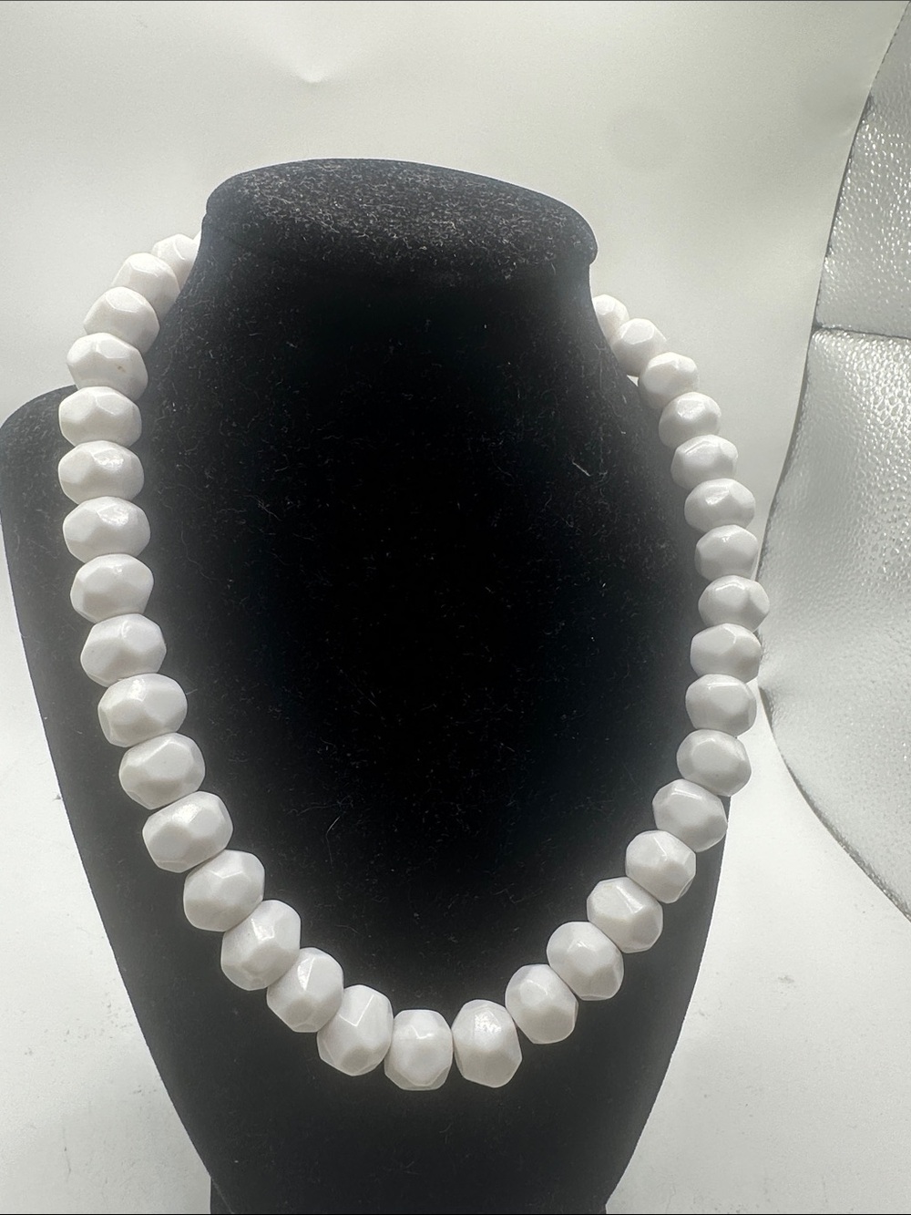 Classic White Faceted Bead Necklace - Unbranded